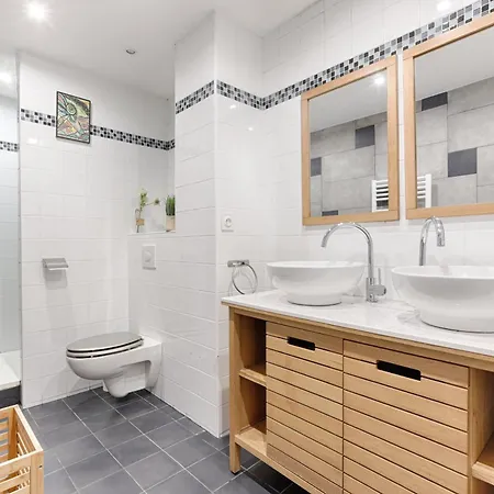 Cosy Saint Fargeau Gambetta 4 * Paris